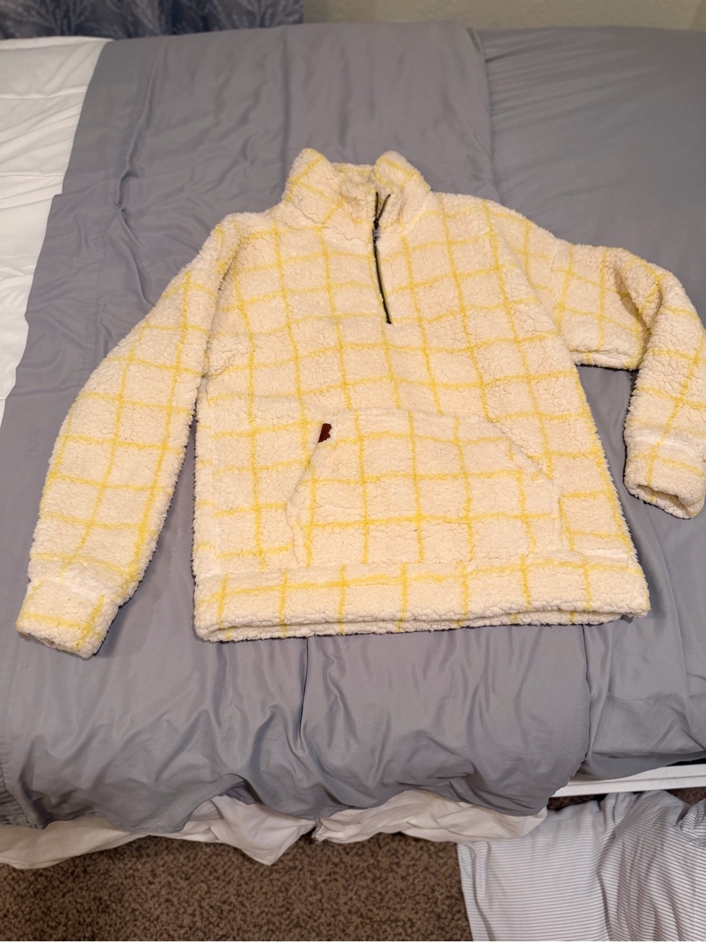Roxy Women’s Cream Sherpa Pullover with Yellow Grid